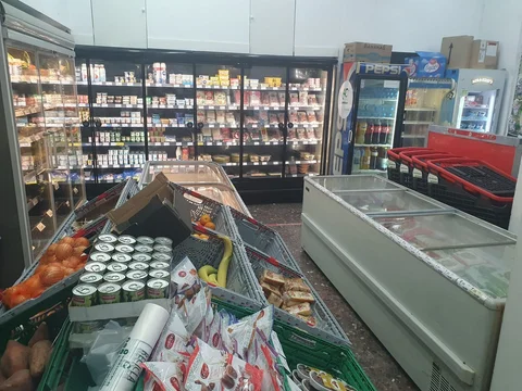 Supermercado en calle de l'Arc del Teatre, 67 - Foto 3