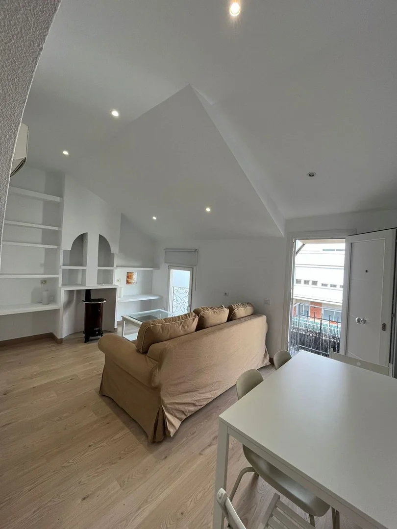 Ático en calle de Coslada, 30 - Foto 1