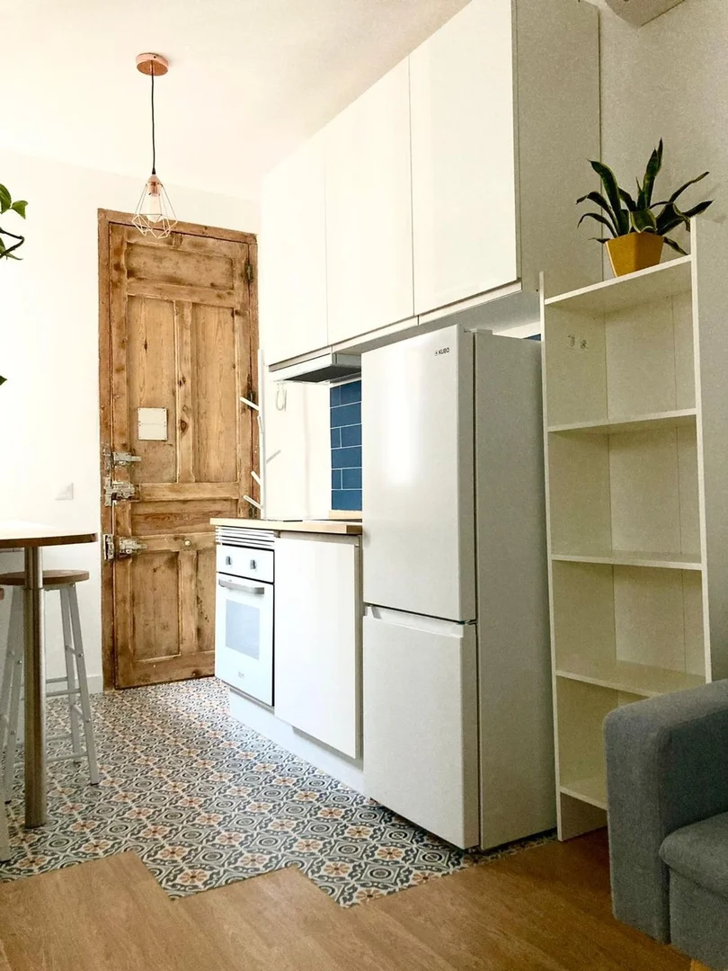 Estudio en calle del Amparo, 40 - Foto 9