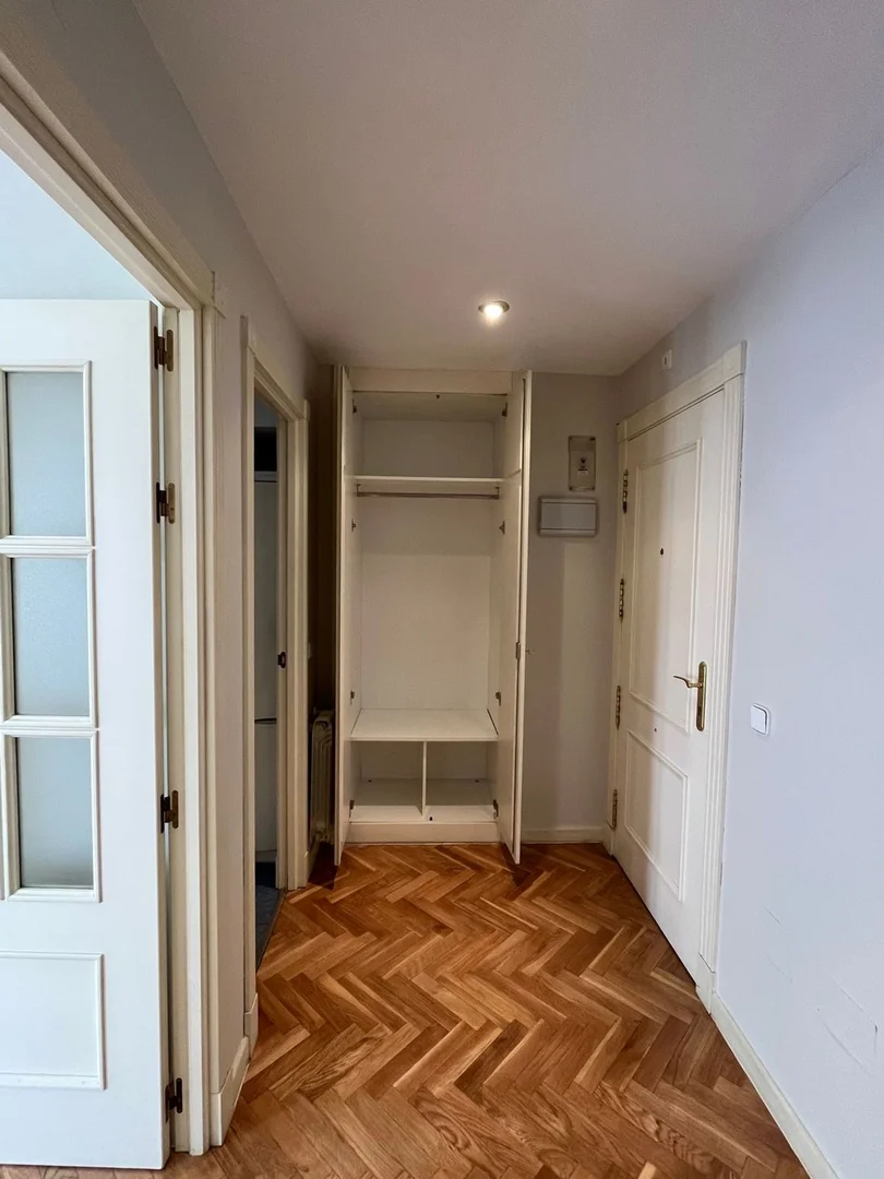 Piso en avenida del Talgo, 131 - Foto 8