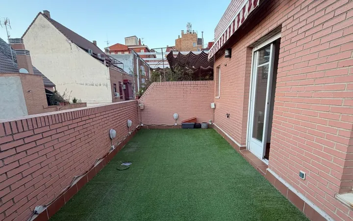 Ático en Calle de Müller, 56, Valdeacederas - Foto 1