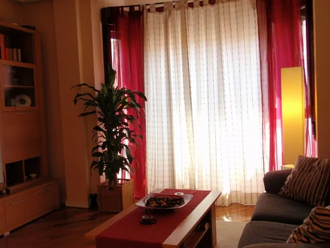 Piso en calle Rosa Menéndez, 18 - Foto 4