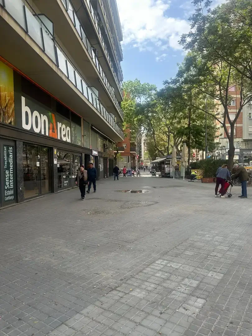 Local comercial en  Barcelona Capital - Foto 14