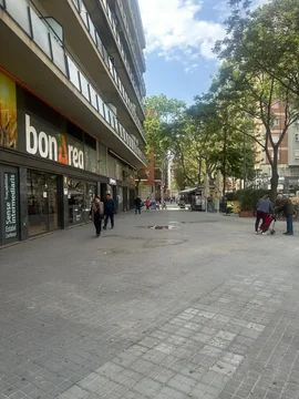 Local comercial en  Barcelona Capital - Foto 14