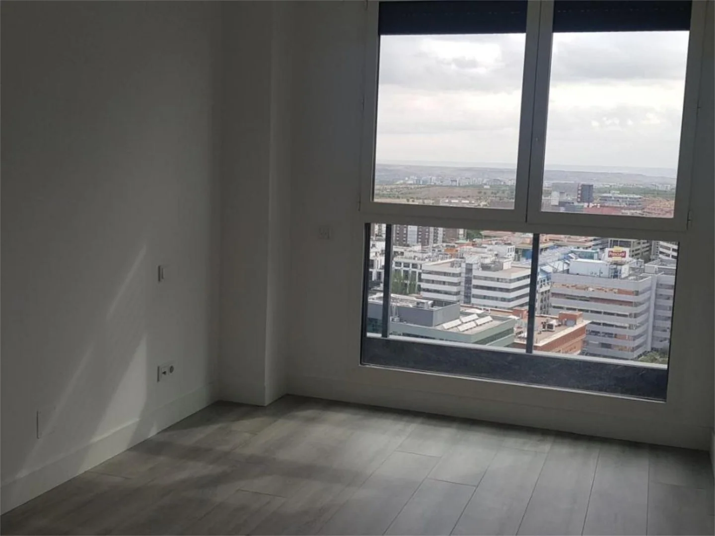 Piso en  Calle de Dulce Chacón 49 - Foto 13