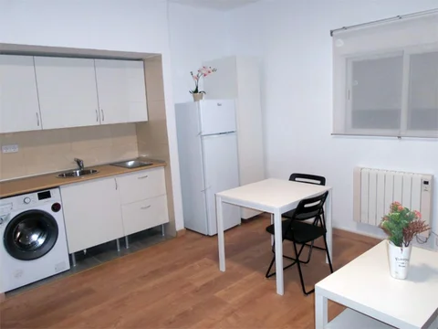 Piso en  Avenida de los Toreros 73 - Foto 5