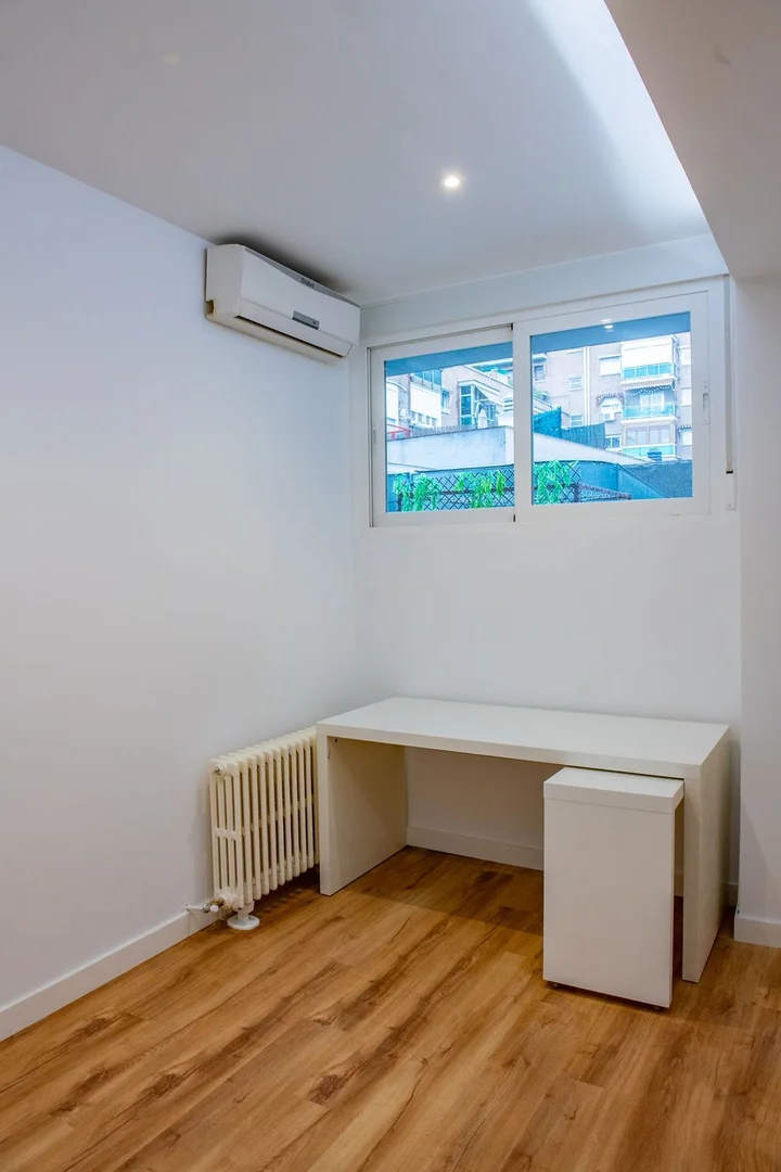 Piso en calle de Francisco Silvela, 45 - Foto 14