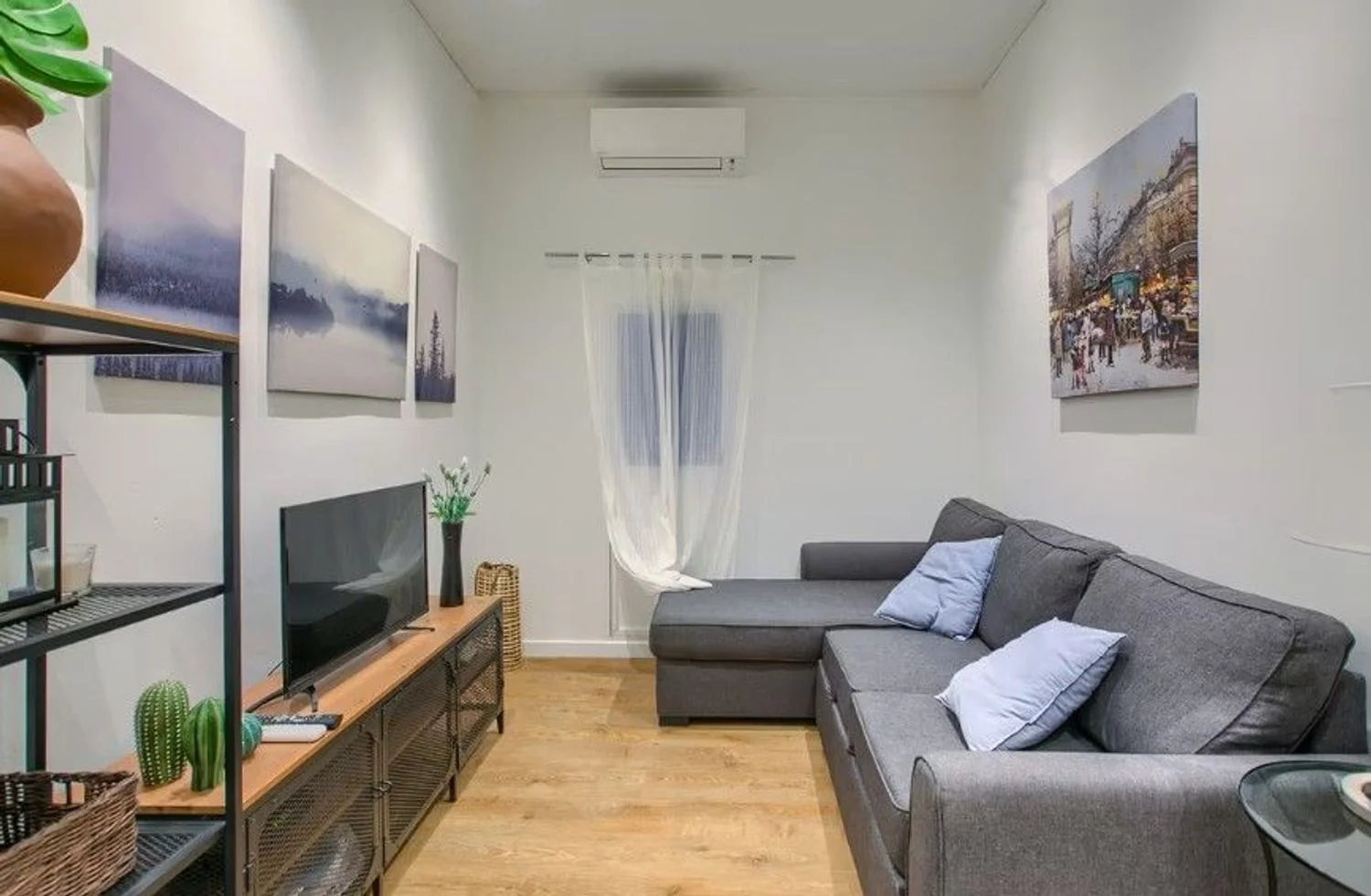 Piso en C. de Casto Plasencia, 6 - Foto 2