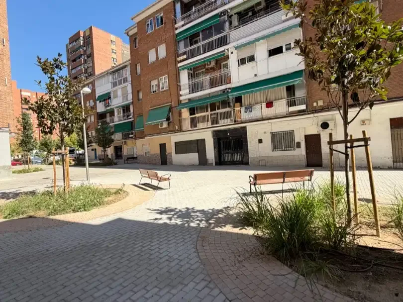 Piso en  Calle de San Claudio 33 - Foto 2