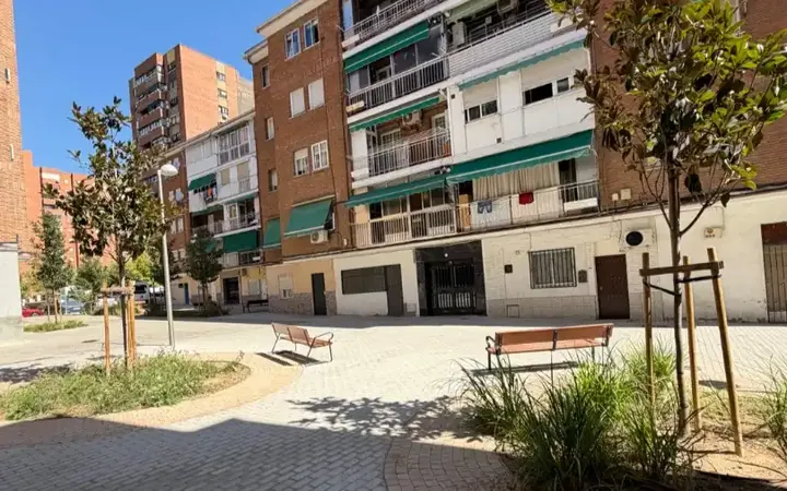 Piso en  Calle de San Claudio 33 - Foto 2