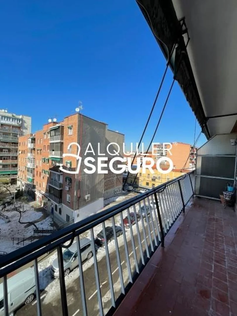 Piso en Calle de los Picos de Europa, Numancia - Foto 3