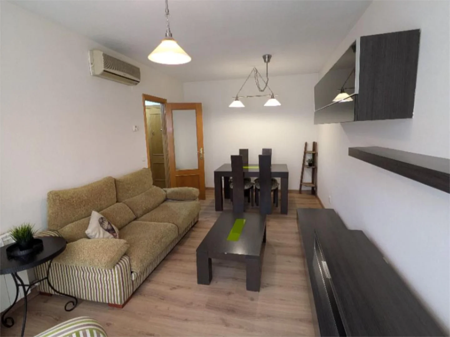 Piso en  Calle de Julián Rabanedo 19 - Foto 3