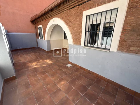 Chalet adosado en Calle de Luis Claudio - Foto 4