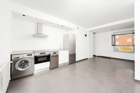 Piso en avenida de la Peseta - Foto 4