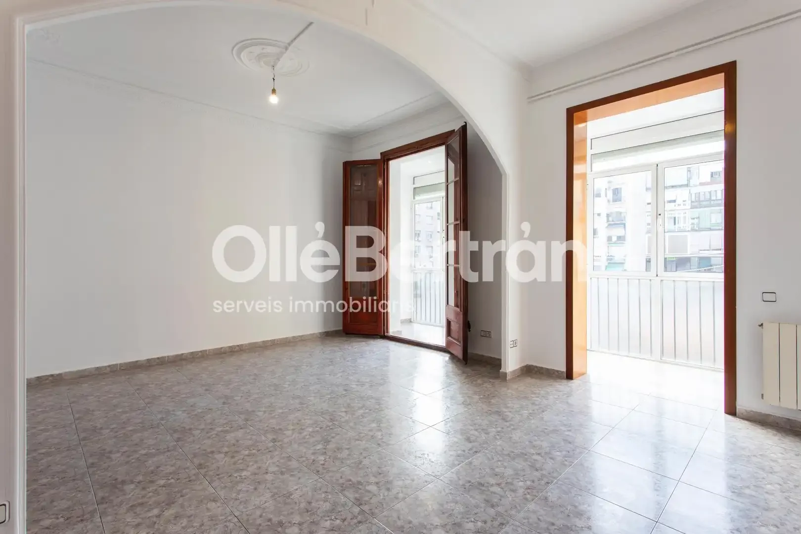 Piso en  de la Diputació - Foto 4