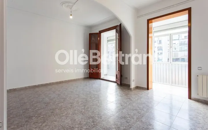Piso en  de la Diputació - Foto 4