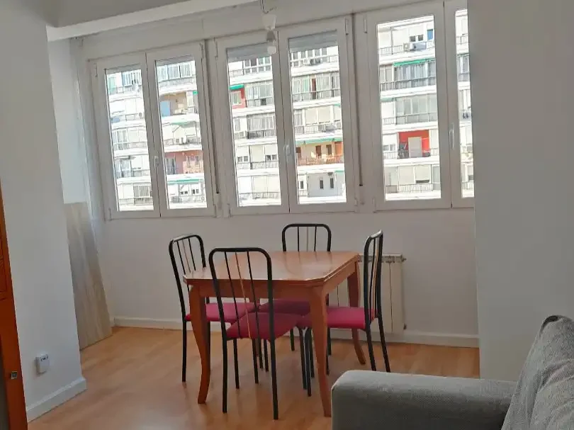 Piso en  Avenida Donostiarra 5 - Foto 4