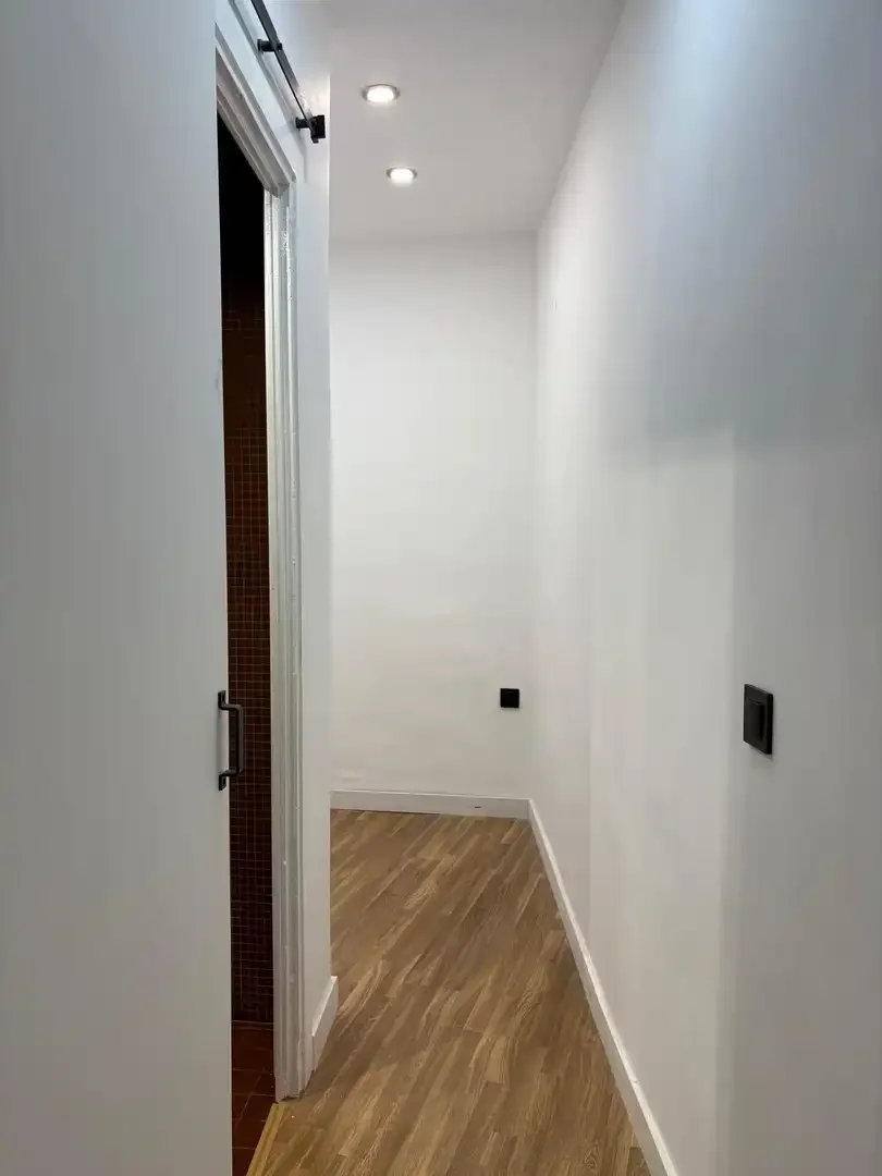 Piso en  Carrer de Valldonzella 1 - Foto 14