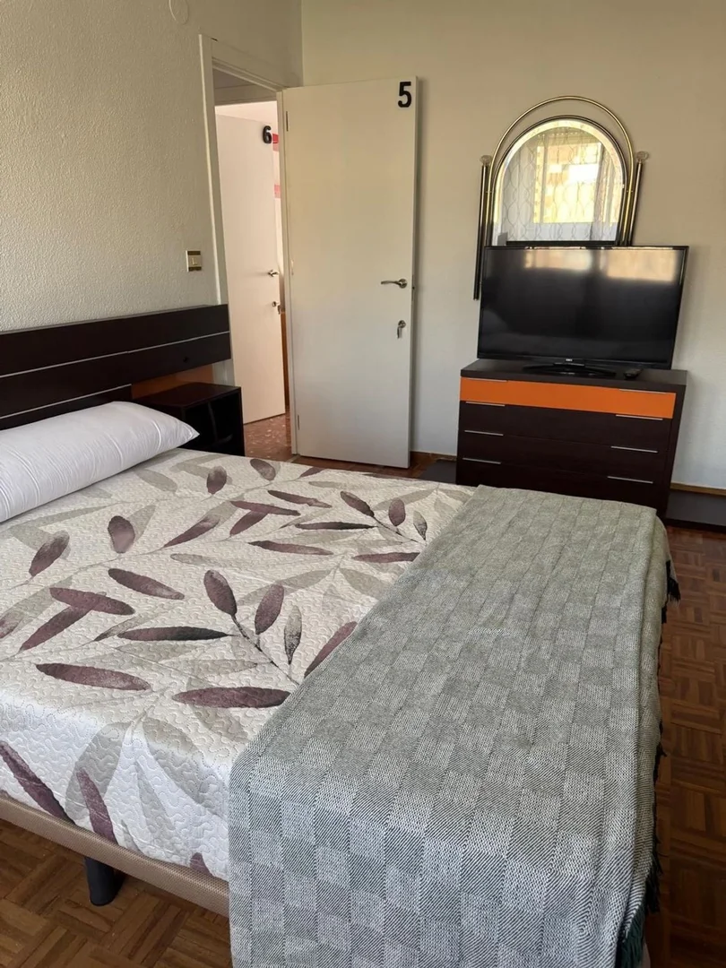 Chalet adosado en calle Cristo de la Guía, 24 - Foto 3