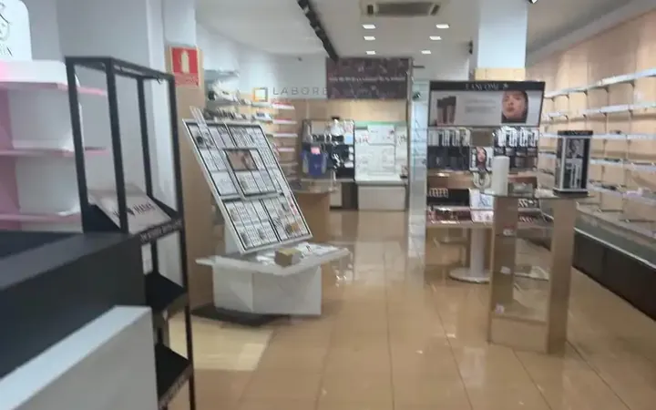 Local comercial en  Providència - Foto 4