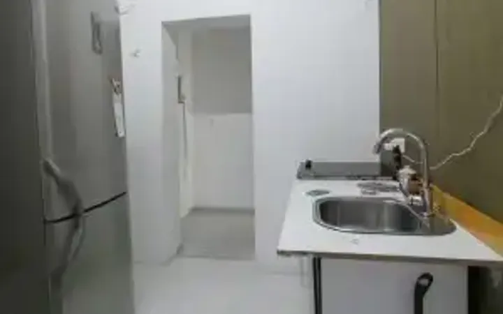 Local comercial en Barcelona, Navas - Foto 7