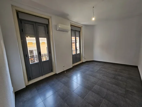 Piso en Barrio Lavapiés-Embajadores - Foto 1
