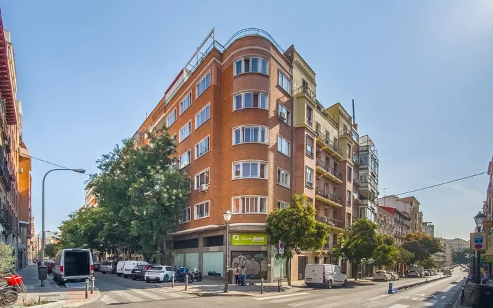 Estudio en Calle de Fernández de los Ríos, Arapiles - Foto 1