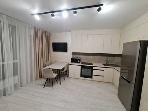 Piso en calle de Roger de Flor, 140 - Foto 5