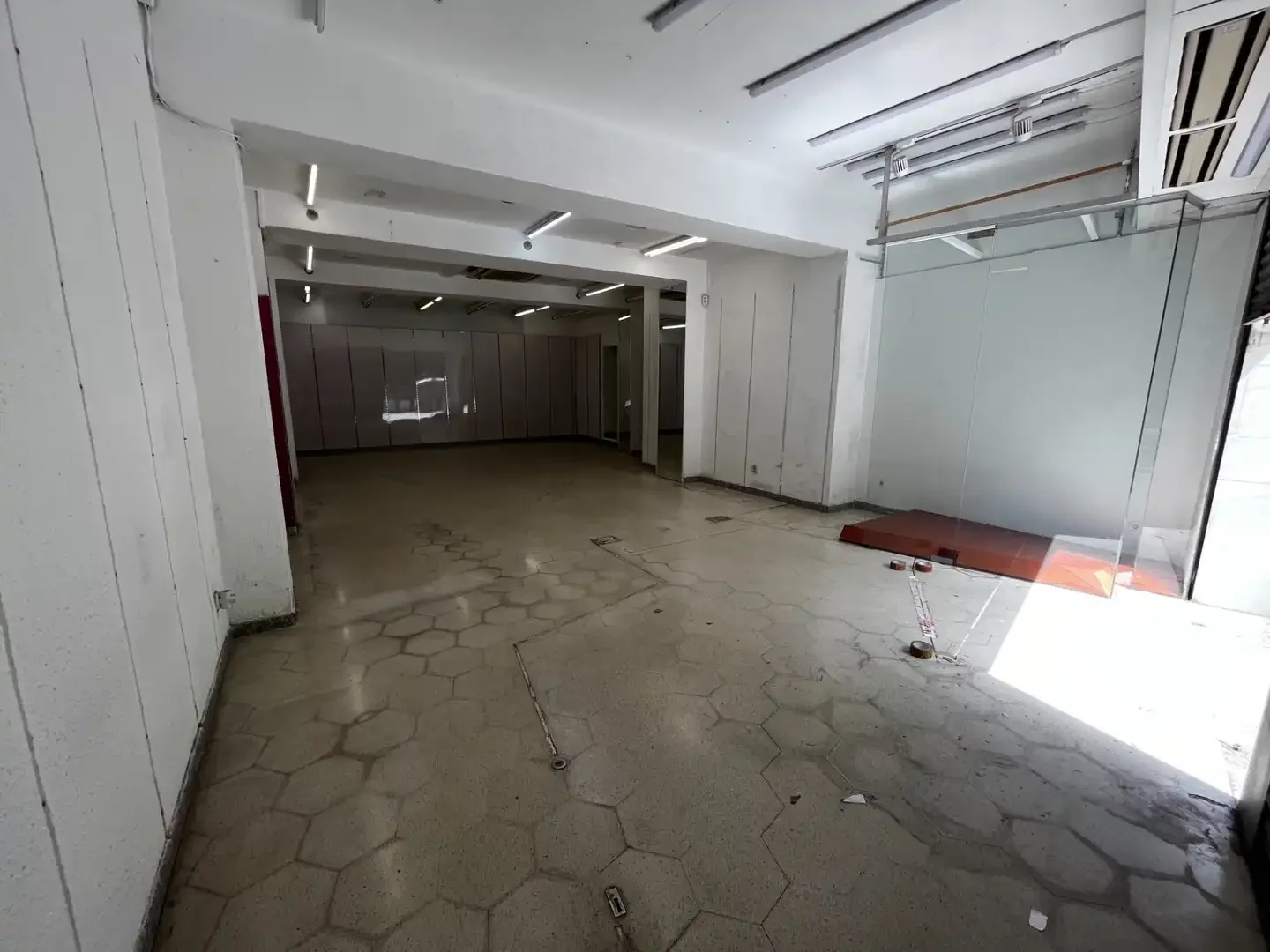 Local comercial en  Barcelona Capital - Foto 3