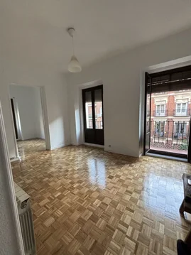Piso en Barrio Lavapiés-Embajadores - Foto 1