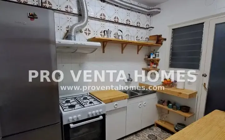Apartamento en  Carrer de l'Historiador Maians 20 - Foto 1
