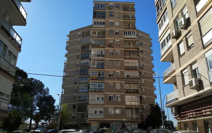 Piso en Calle de Villamanín, 29, Lucero - Foto 5