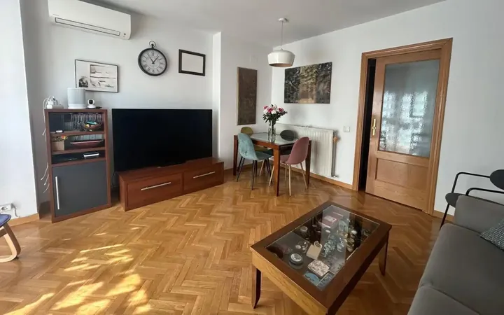 Piso en  Calle de Julia García Boután 37 - Foto 4
