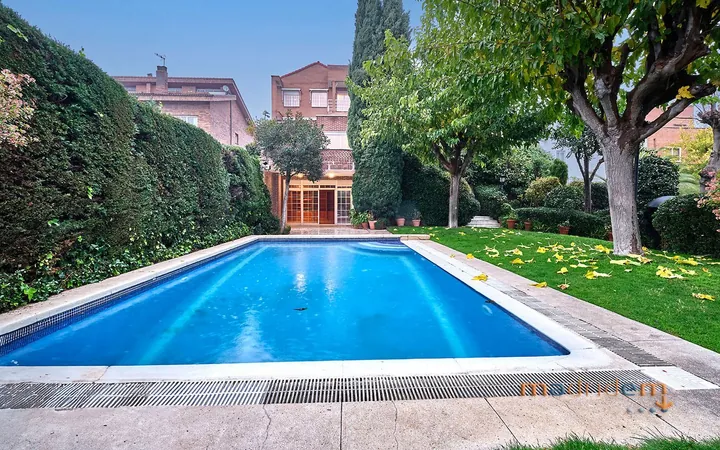 Chalet pareado en Conde Orgaz-Piovera, Conde Orgaz-Piovera - Foto 1