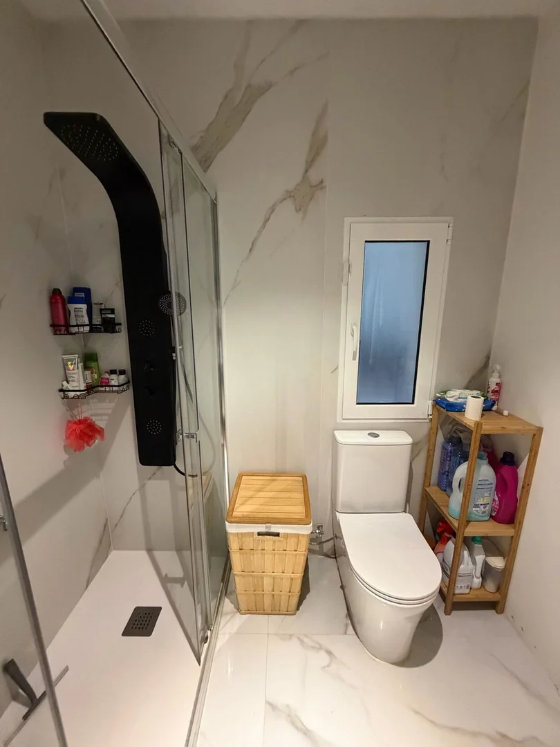 Piso en Barrio El Guinardó - Foto 12