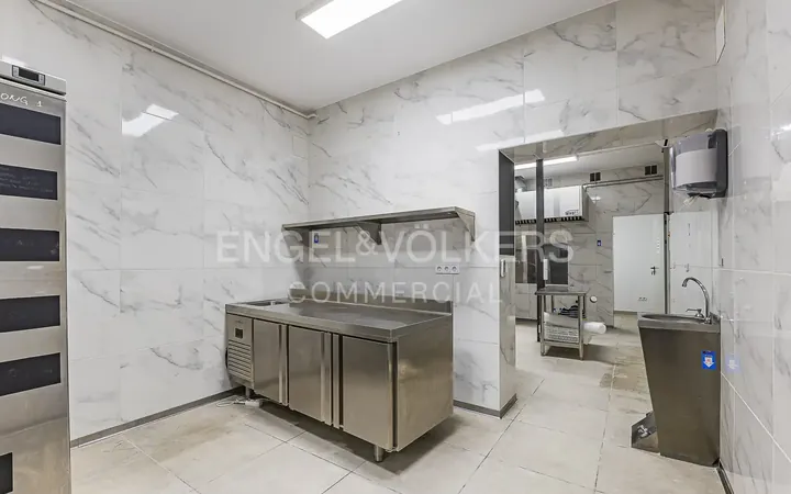 Local comercial en  Barcelona Capital - Foto 5