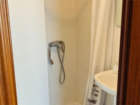 Piso en  Calle del Condado de Treviño 2 - Foto 47