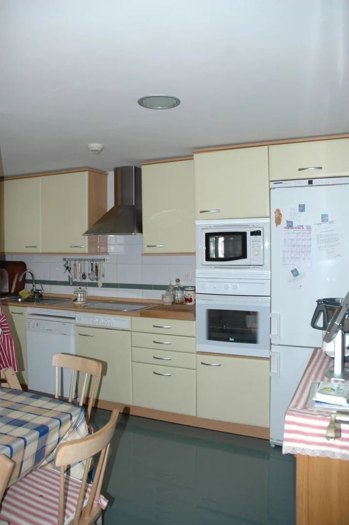 Piso en calle de la Bahía de Santander, 85 - Foto 13