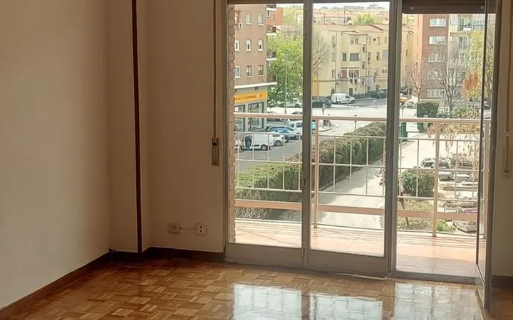 Piso en Avenida del Manzanares, 196, Moscardó - Foto 4