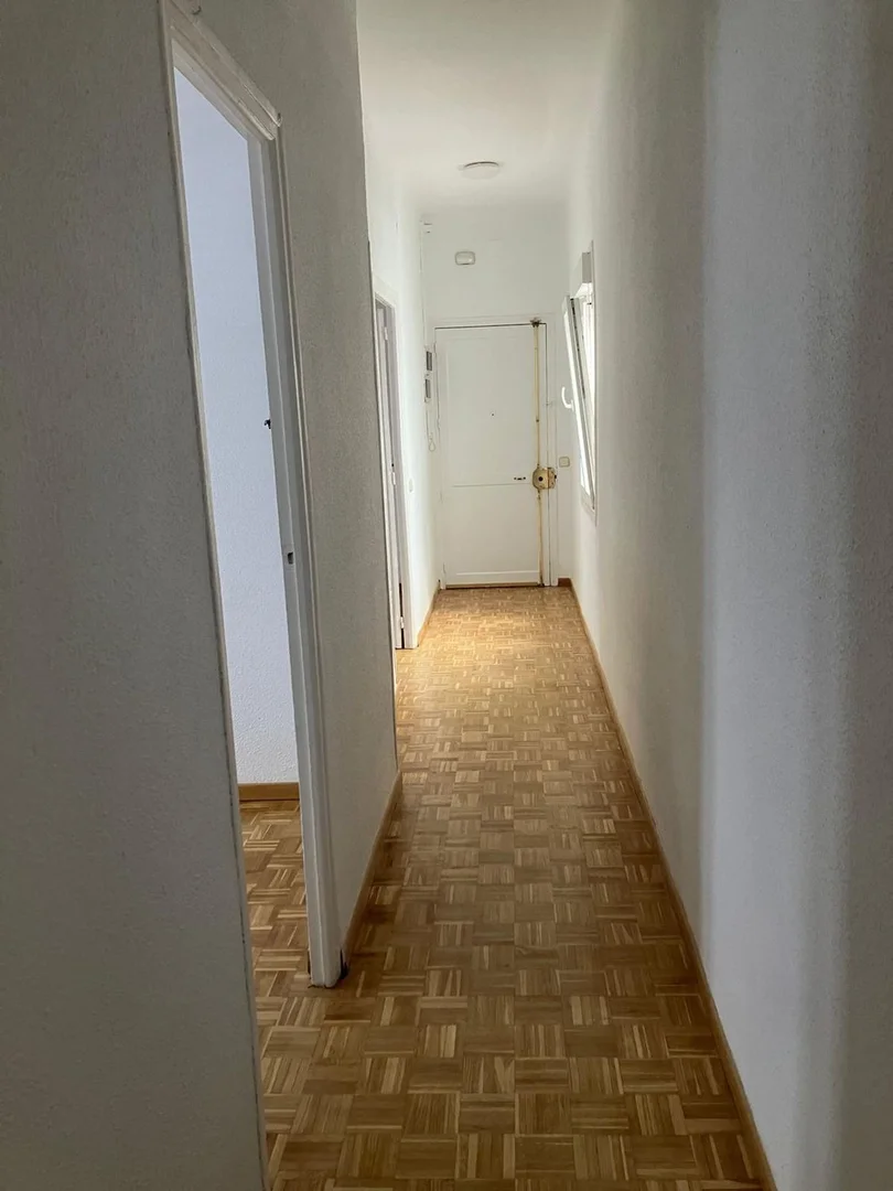 Piso en calle de Cartagena, 101 - Foto 1