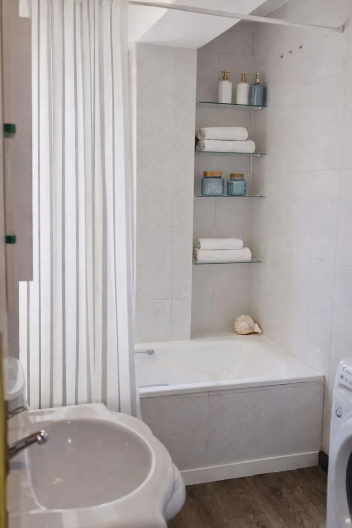 Piso en calle de Víctor de la Serna, 27 - Foto 5