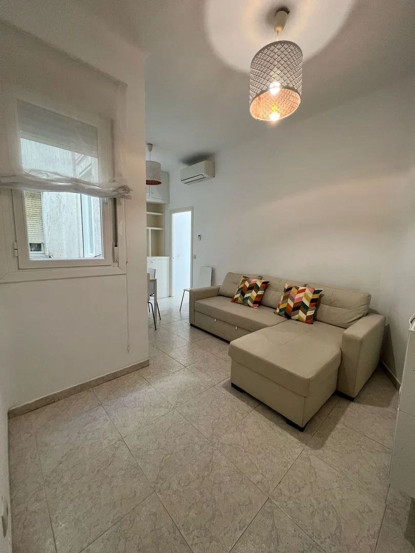 Piso en calle del General Lacy, 30 - Foto 1