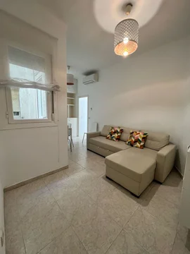 Piso en calle del General Lacy, 30 - Foto 1