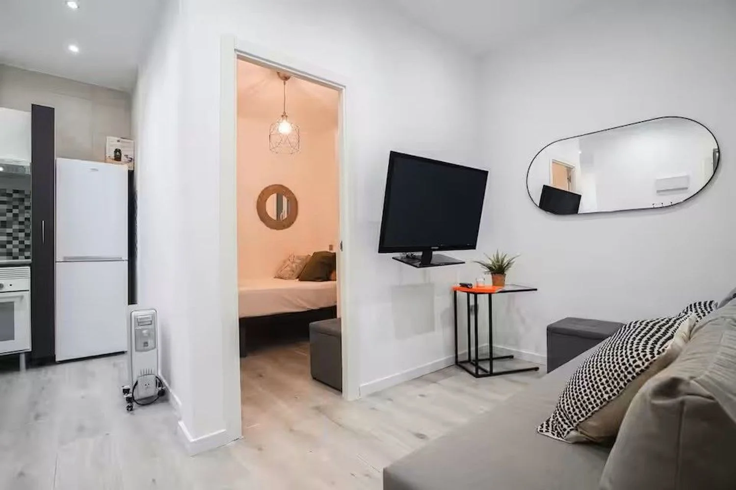 Piso en calle de San Bernardo, 121 - Foto 1