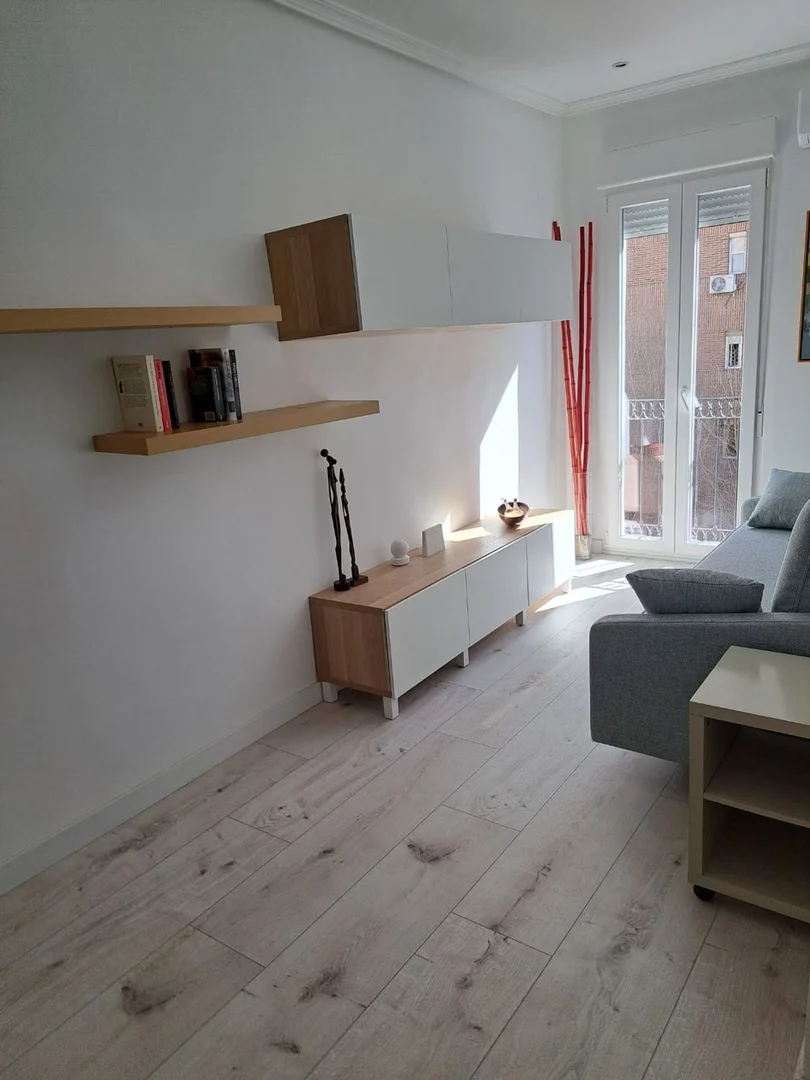 Piso en Barrio Fuente del Berro - Foto 2