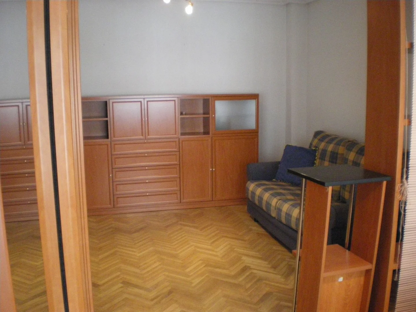 Alquiler de estudio en Calle Corazón de María, 57 - Foto 1