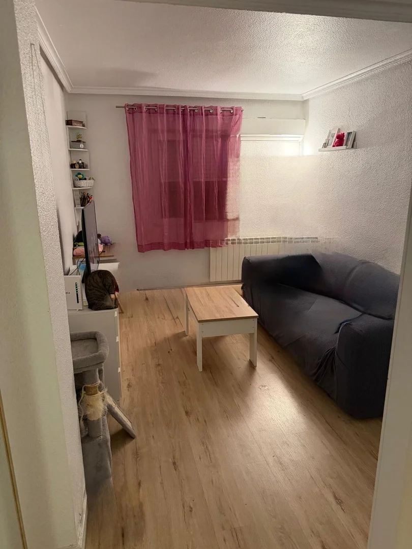 Piso en calle de José del Hierro, 56