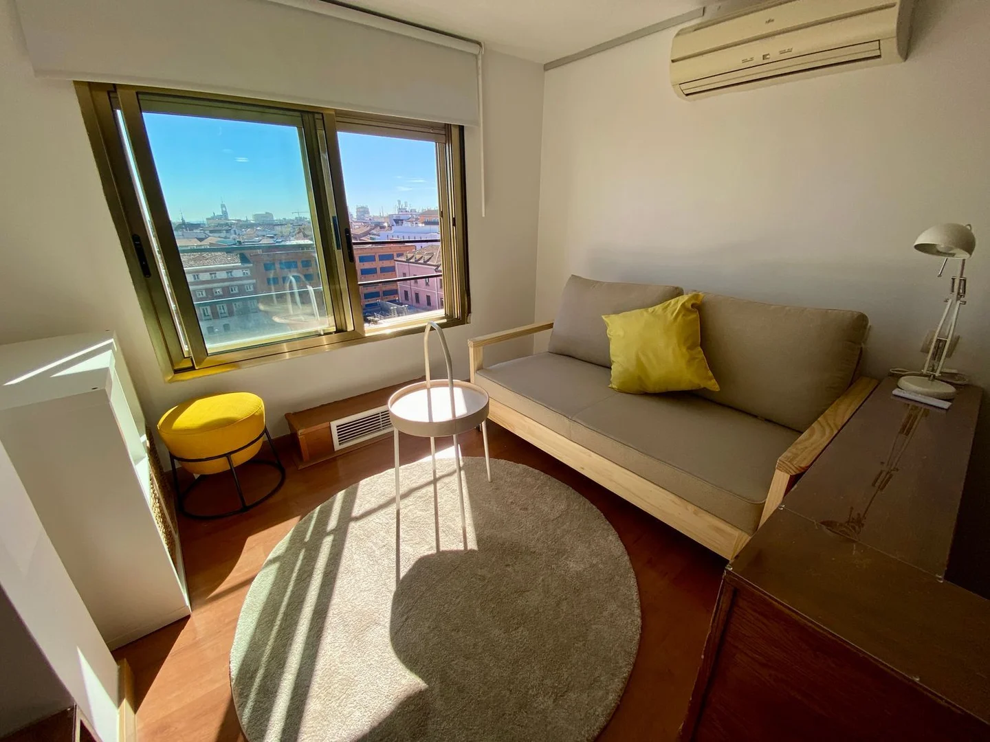 Estudio en calle de Churruca, 2