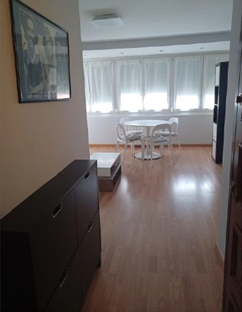 Piso en calle Pedro Villar, 15 - Foto 1