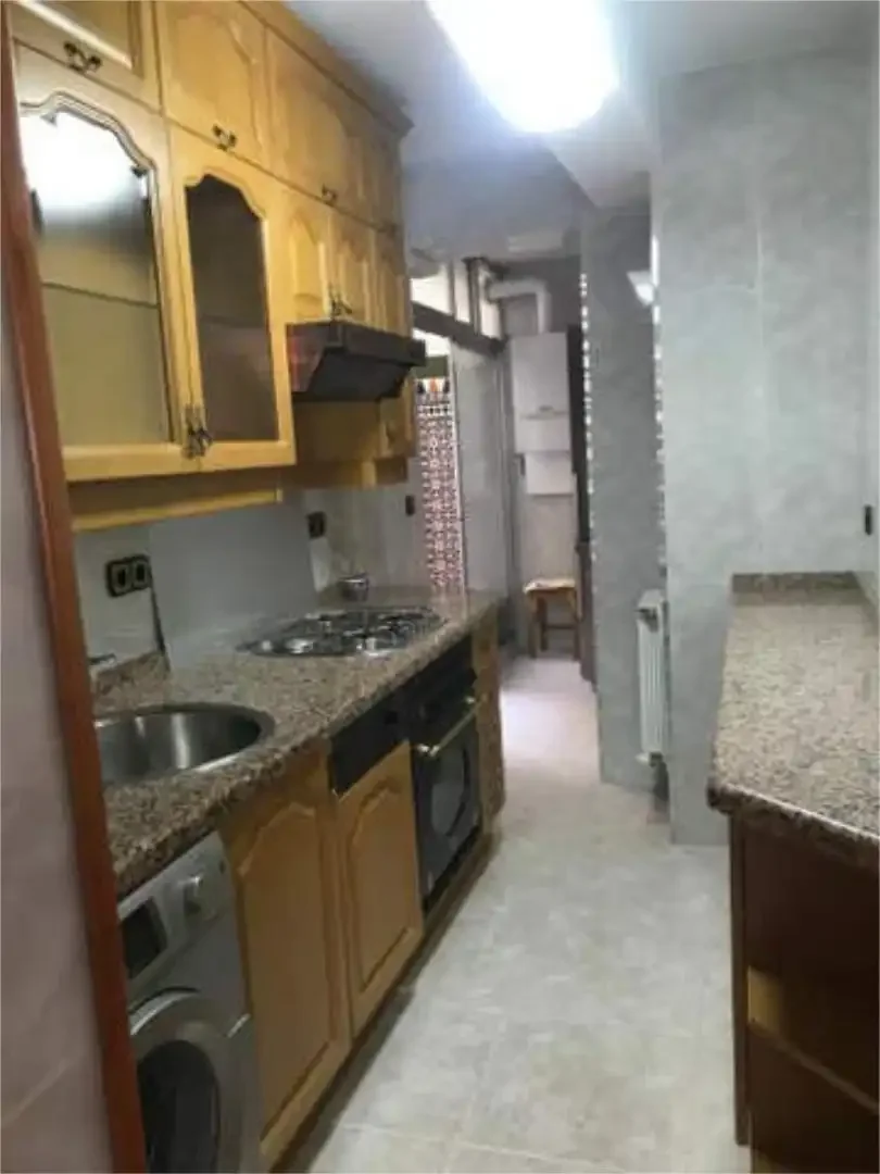 Piso en Ciudad Lineal - Foto 2